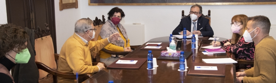 La Diputación aportará a Cáritas 200.000 euros para dar cobertura a las necesidades básicas de personas en situación de sin hogar