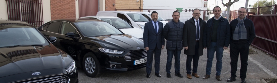 La Diputación de Castellón adquiere cinco vehículos sostenibles para el parque móvil