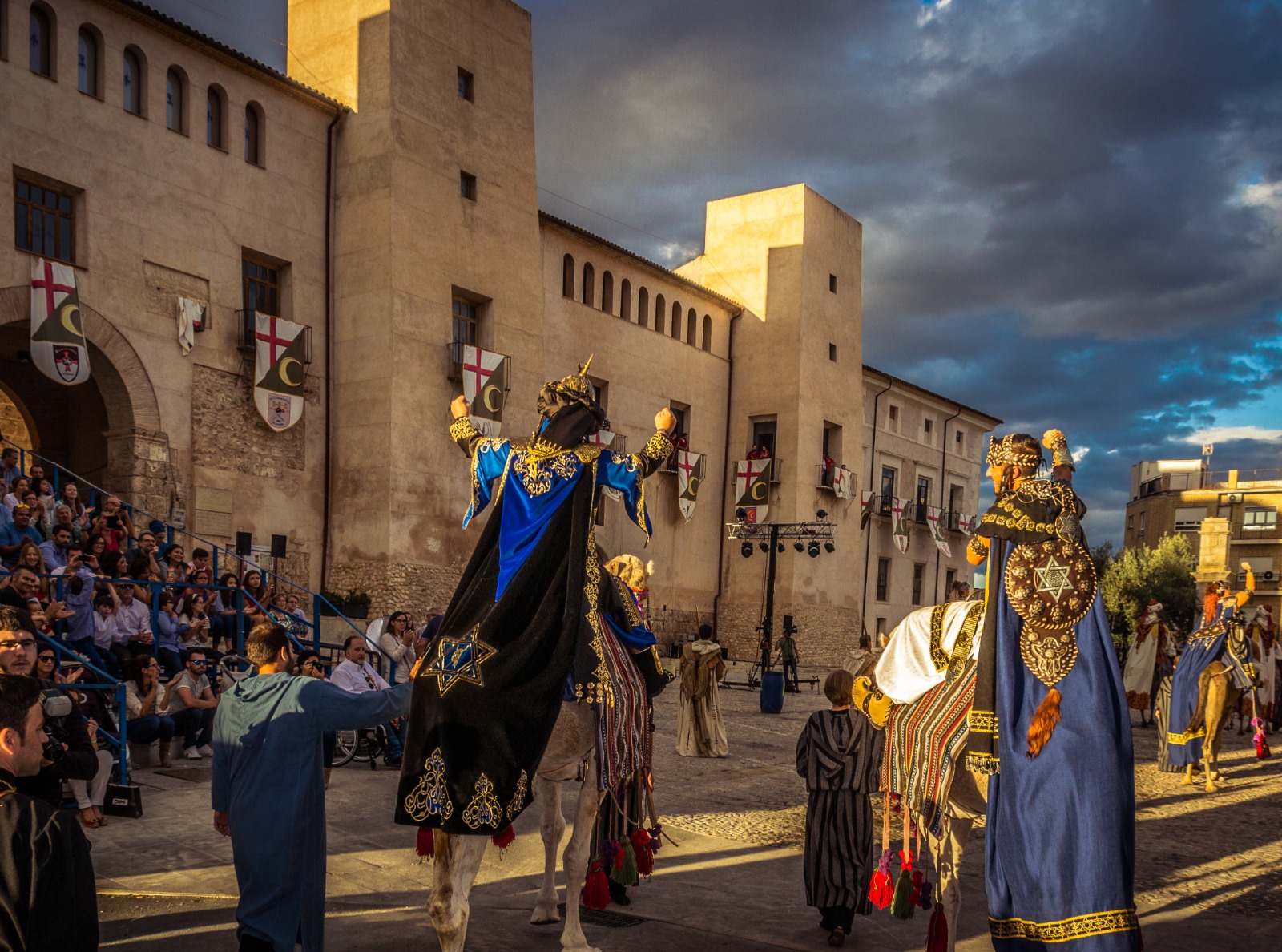 Turisme declara los Moros y Cristianos de Albaida como Fiesta de Interé...