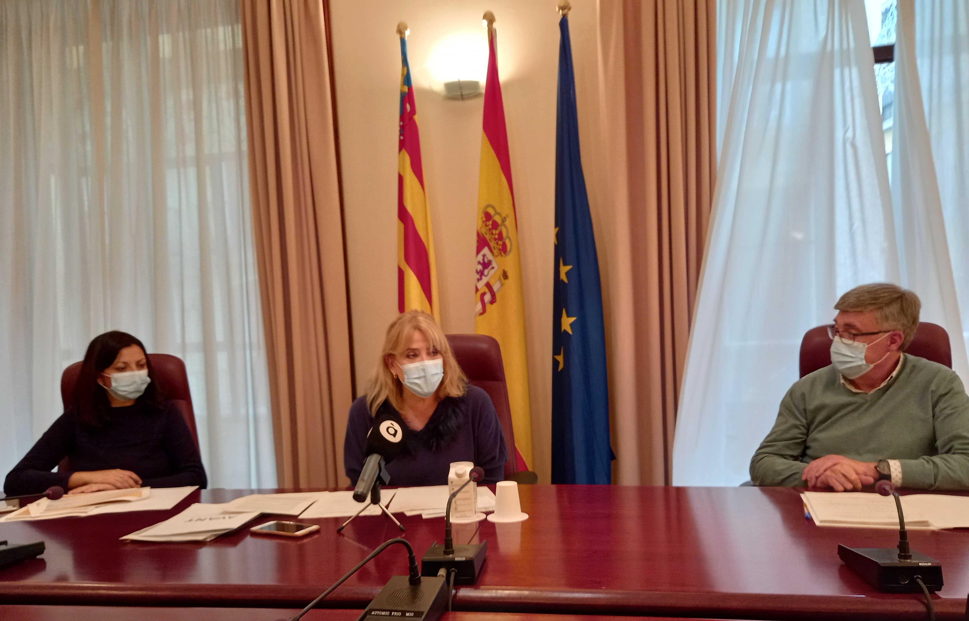 Jeannette Segarra anuncia que la Generalitat invertirá el próximo año 8...