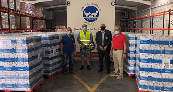 Mercadona dona más de 12.000 litros de leche al Banco de Alimentos de Albacete