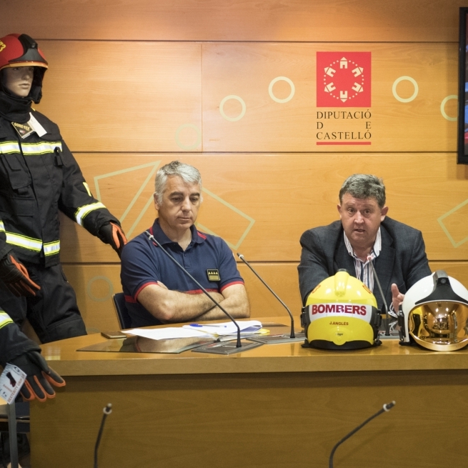 Bomberos a la vanguardia mundial en materia de equipamiento 