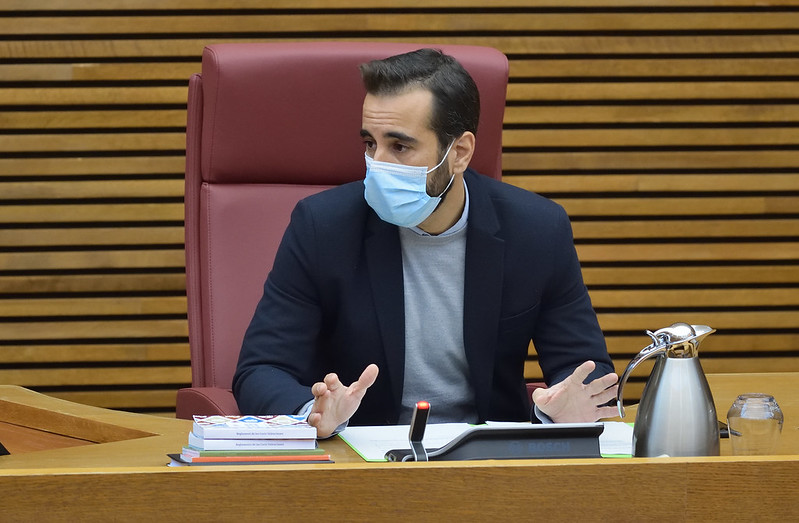 En este momento estás viendo Muñoz afea al PP su “cobardía”: “No son capaces de decir alto y claro del lado de quién se sitúan en el tema de la financiación”