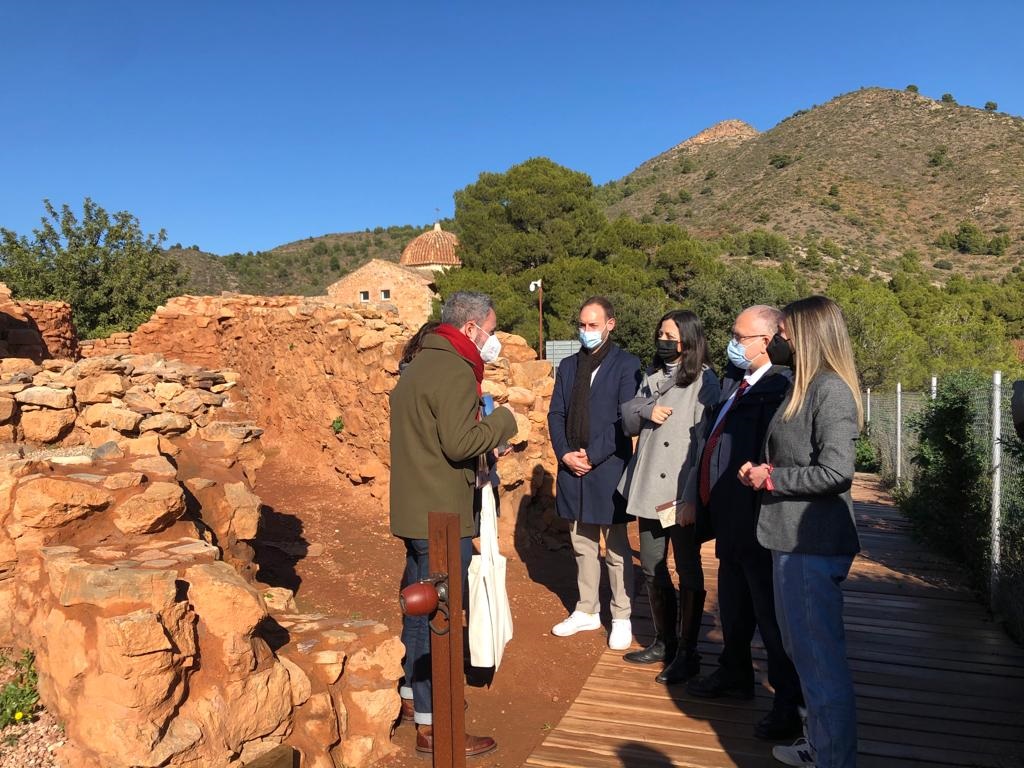 El director general de Administración Local visita en la Vall d'Uixò y la Vilavella el patrimonio rehabilitado con fondos Feder